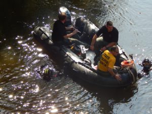 2-2016-10-19-msp-dive-team-search-on-tuckahoe-river-callahan-murder